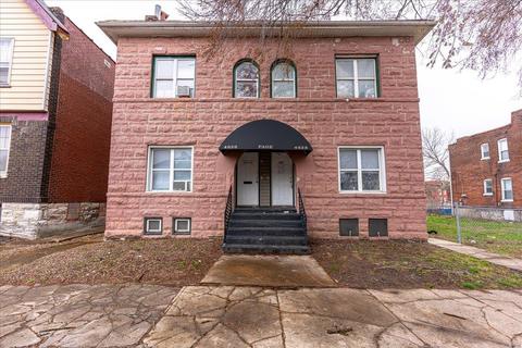 4626 Page Blvd, Saint Louis, MO 63113