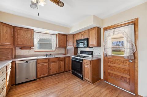 613 Peruque Dr, O'fallon, MO 63366 photo 11