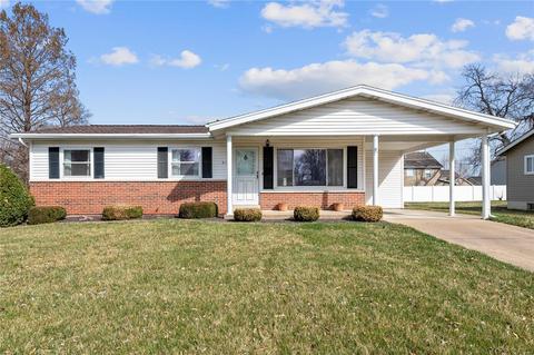 613 Peruque Dr, O'fallon, MO 63366 photo 1