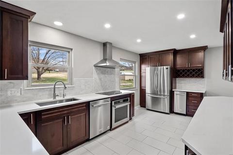 311 Clara St, Eureka, MO 63025 photo 6