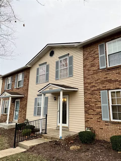 1330 Sunview, O'fallon, MO 63366