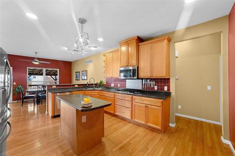 153 Park Ridge Dr, O'fallon, MO 63366 photo 6