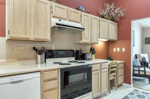 465 Elm Crossing Ct, Ballwin, MO 63021 photo 17