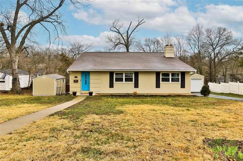 452 Iris Ln, Saint Louis, MO 63122 photo 1