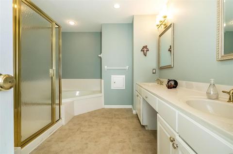 1742 Highview Circle Ct, Ballwin, MO 63021 photo 15
