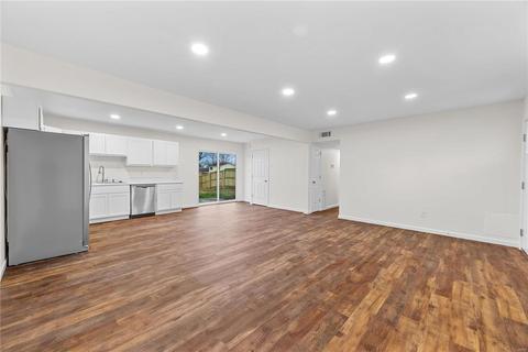 20 Ronnie Dr, O'fallon, MO 63366 photo 4
