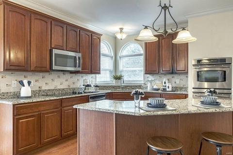 713 Rose Haven Ct, Ballwin, MO 63021 photo 17