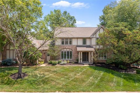1404 Carriage Crossing Ln, Chesterfield, MO 63005