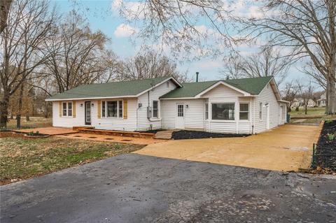 208 Augustine Rd, Eureka, MO 63025 photo 3