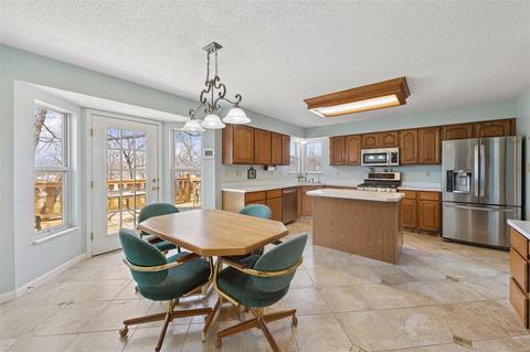 7 Albemarle Ct, O'fallon, MO 63368 photo 5