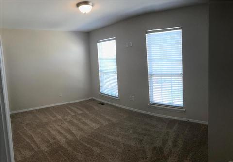 722 Hyde Dr, O'fallon, MO 63366 photo 16