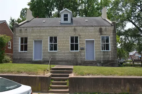 625 Adams St, Saint Charles, MO 63301