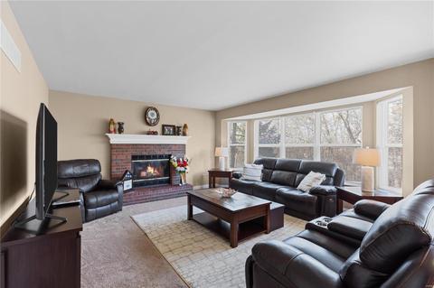 1315 Bryan Valley Dr, O'fallon, MO 63366 photo 16