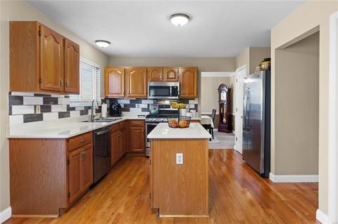 1315 Bryan Valley Dr, O'fallon, MO 63366 photo 12