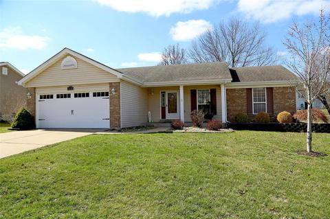 141 Rockaway Dr, O'fallon, MO 63368 photo 1