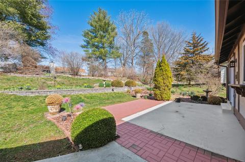 649 Hickory Knoll Ct, Ballwin, MO 63021 photo 17