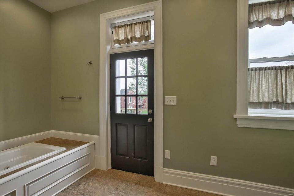  3430 Missouri Ave, Saint Louis, MO 63118 photo 22