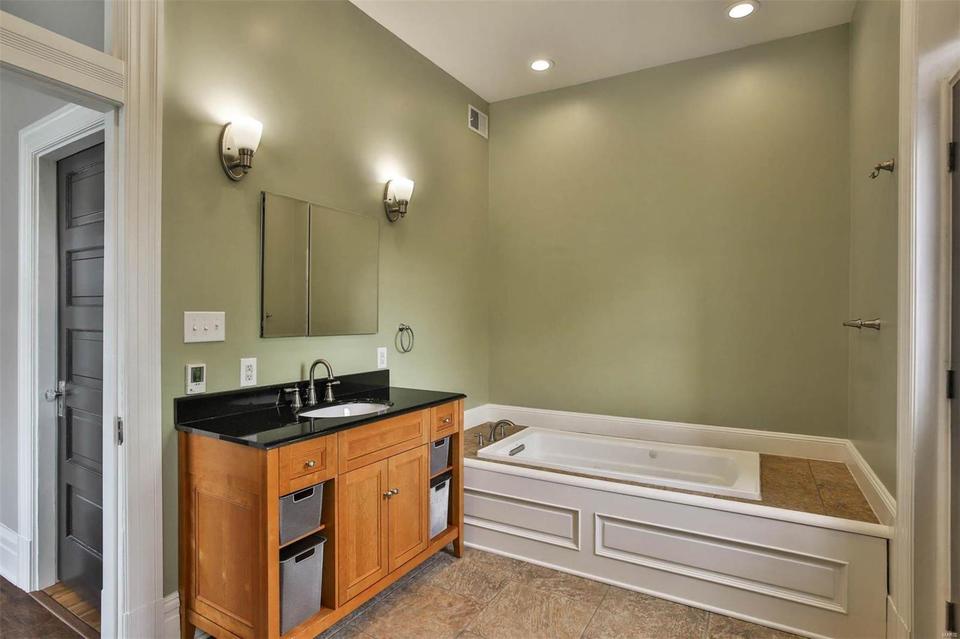  3430 Missouri Ave, Saint Louis, MO 63118 photo 21