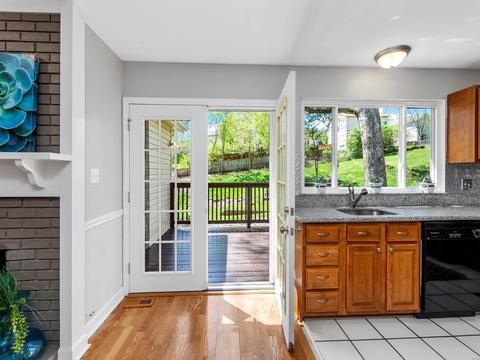 346 Brightfield Dr, Ballwin, MO 63021 photo 10
