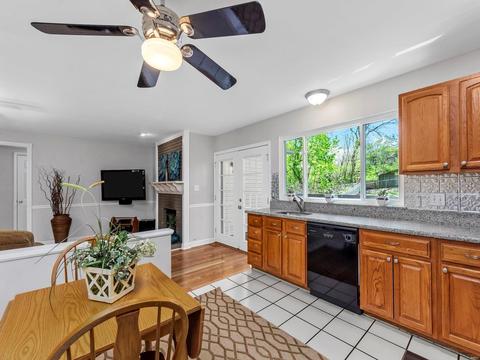 346 Brightfield Dr, Ballwin, MO 63021 photo 9