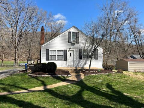 926 New Ballwin Rd, Ballwin, MO 63021 photo 1