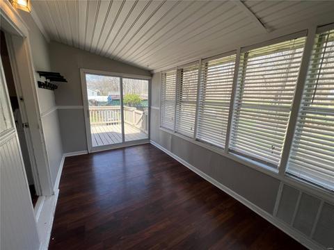 926 New Ballwin Rd, Ballwin, MO 63021 photo 8