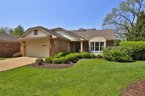 14001 Baywood Villages Dr, Chesterfield, MO 63017