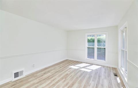 7729 Ellington Dr, Normandy, MO 63121 photo 7