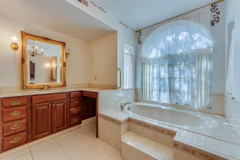 2 Cobblestone Dr, Ballwin, MO 63011 photo 38