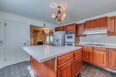 2 Cobblestone Dr, Ballwin, MO 63011 photo 17