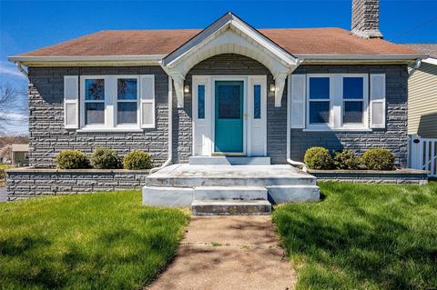 10007 Baptist Church Rd, Saint Louis, MO 63123