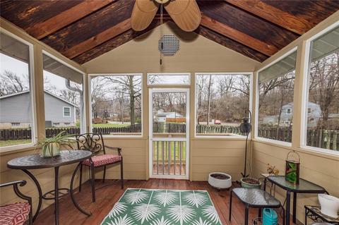 828 White Picket Ln, Ballwin, MO 63021 photo 18