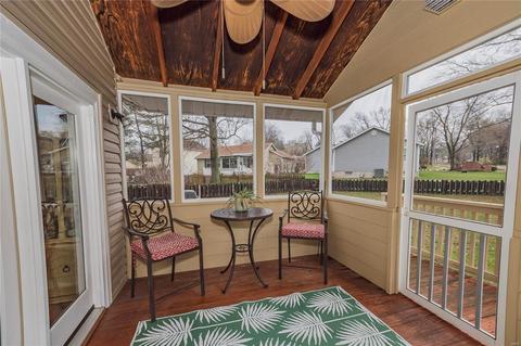828 White Picket Ln, Ballwin, MO 63021 photo 19