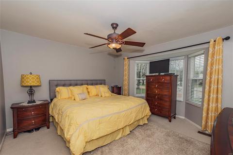 828 White Picket Ln, Ballwin, MO 63021 photo 7