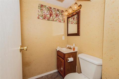 828 White Picket Ln, Ballwin, MO 63021 photo 17