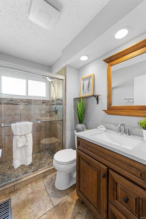 1417 Mont Dore Dr, Manchester, MO 63021 photo 19