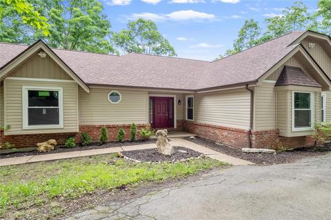 64 Wilderness Ln, Defiance, MO 63341