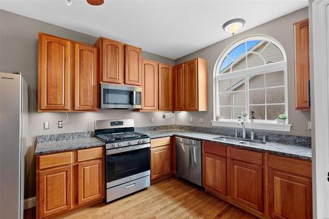 744 Thunder Hill Dr, O'fallon, MO 63368 photo 12