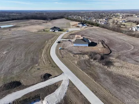 1016 Quail Grove Cir, O'fallon, MO 63366