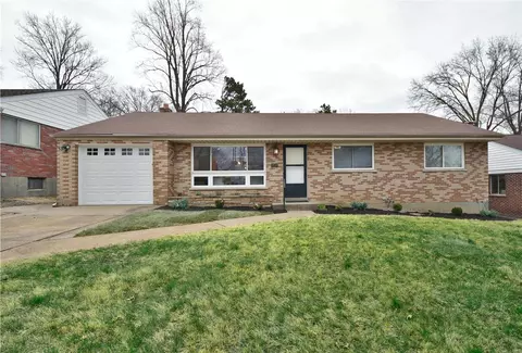 1008 Chartres Ave, Saint Louis, MO 63132