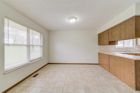 408 White Chapel Dr, O'fallon, MO 63368 photo 5