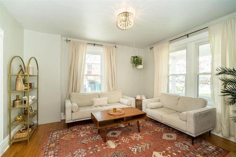 7602 Devonshire Ave, Saint Louis, MO 63119 photo 8