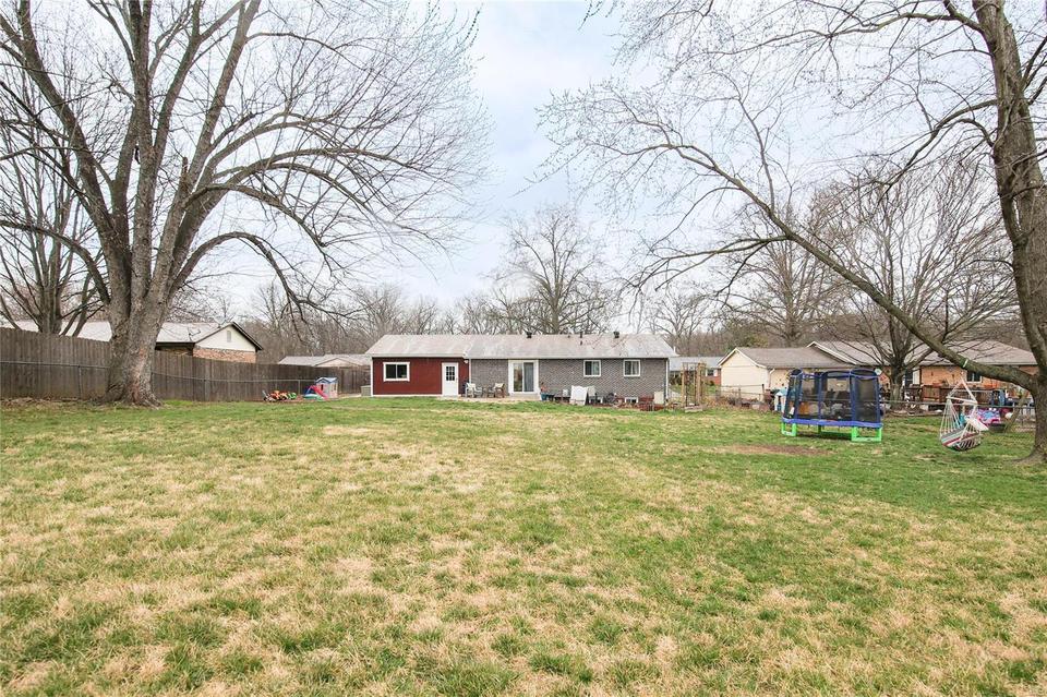  341 Woodbridge Dr, Saint Charles, MO 63303 photo 21