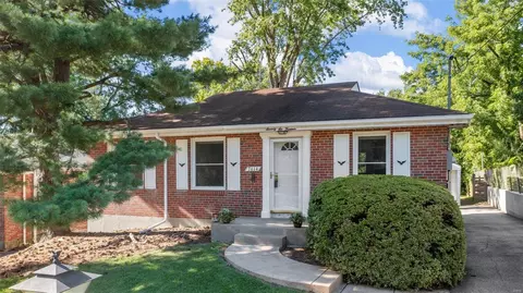 7614 Devonshire Ave, Saint Louis, MO 63119 photo 2