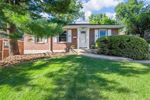 7614 Devonshire Ave, Saint Louis, MO 63119