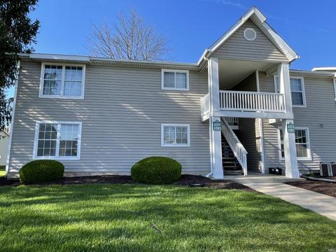 4303 Inlet Isle Dr, Florissant, MO 63034