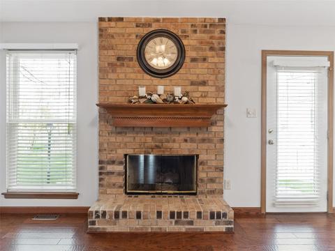 151 Westridge Parc Ln, Ellisville, MO 63021 photo 9
