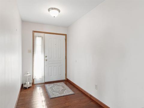 151 Westridge Parc Ln, Ellisville, MO 63021 photo 4