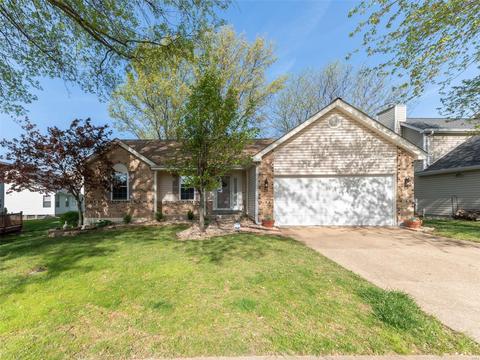 151 Westridge Parc Ln, Ellisville, MO 63021 photo 1