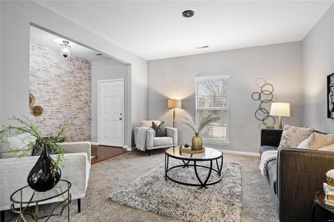 315 Hawks View Dr, O'fallon, MO 63368 photo 9